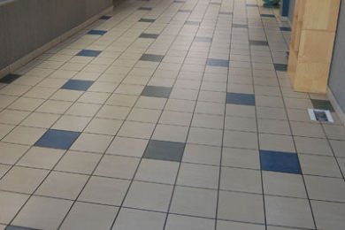 Arcadia Elementary, corridor with accent tile floor